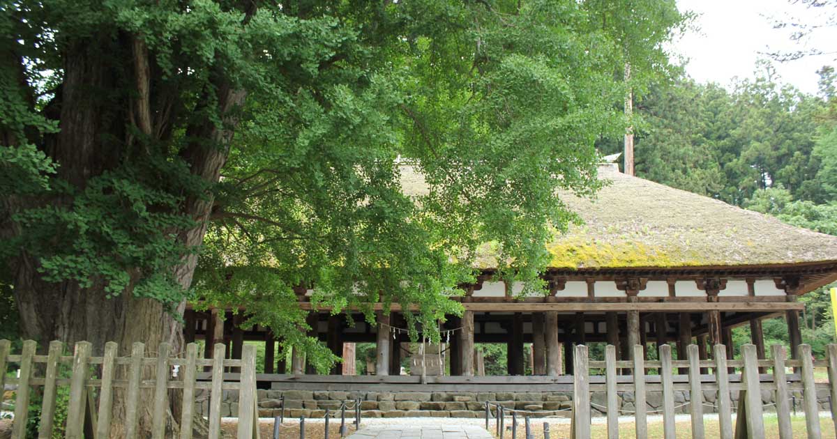 喜多方市新宮熊野神社の長床